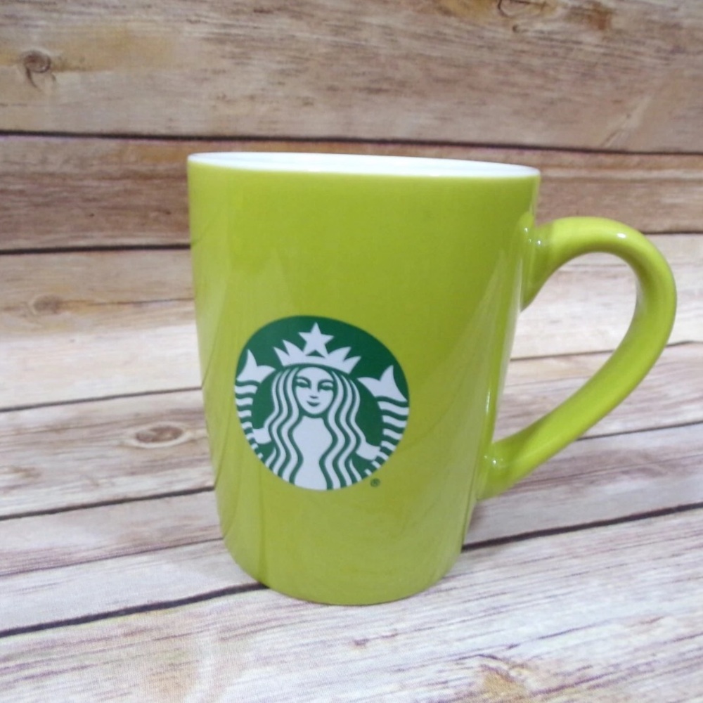 2021 Starbucks Classic Green 10oz Coffee Mug Tea Cup with Green Mermaid Logo